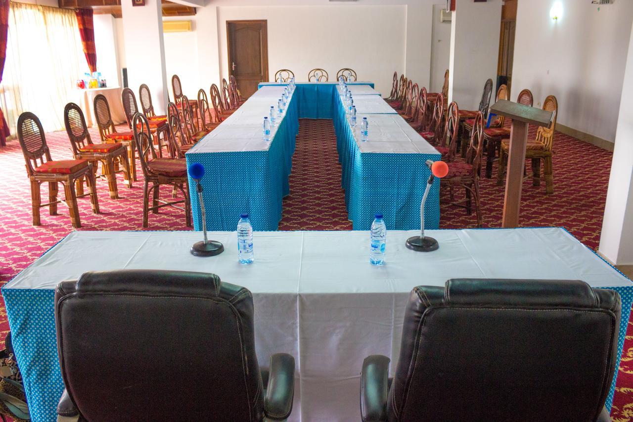 Hotel Azur Yaoundé Eksteriør billede