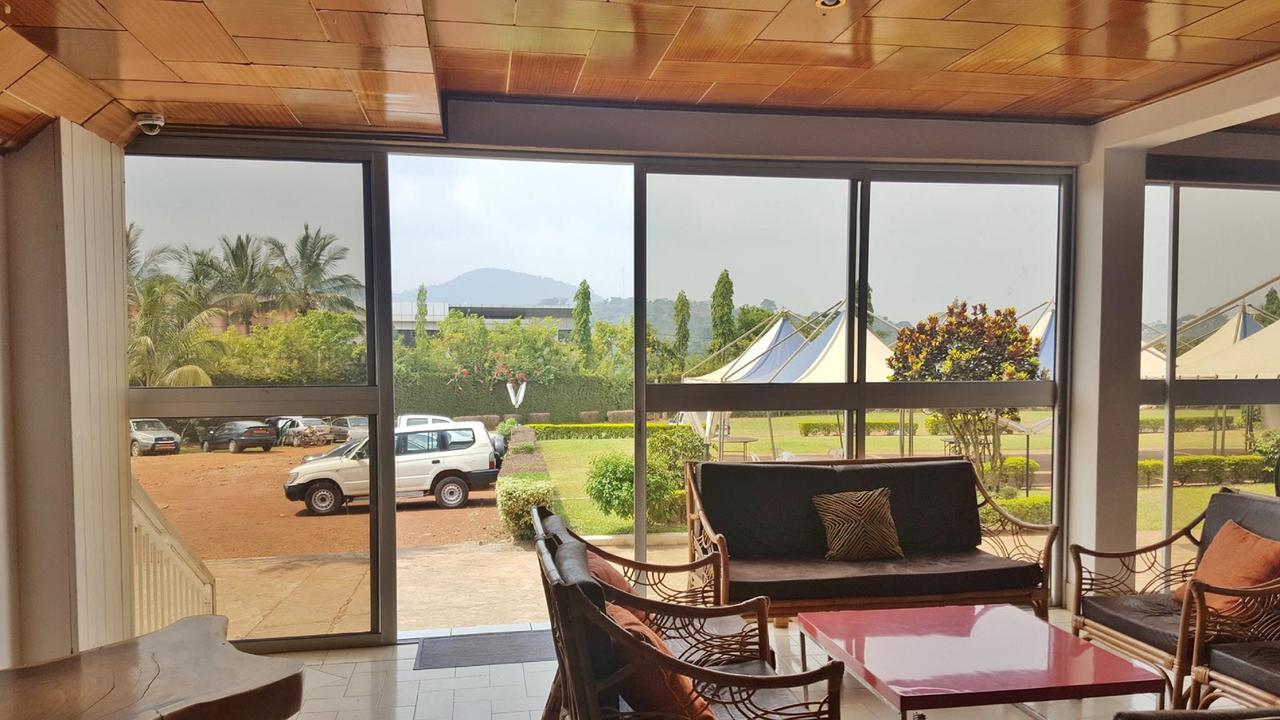 Hotel Azur Yaoundé Eksteriør billede