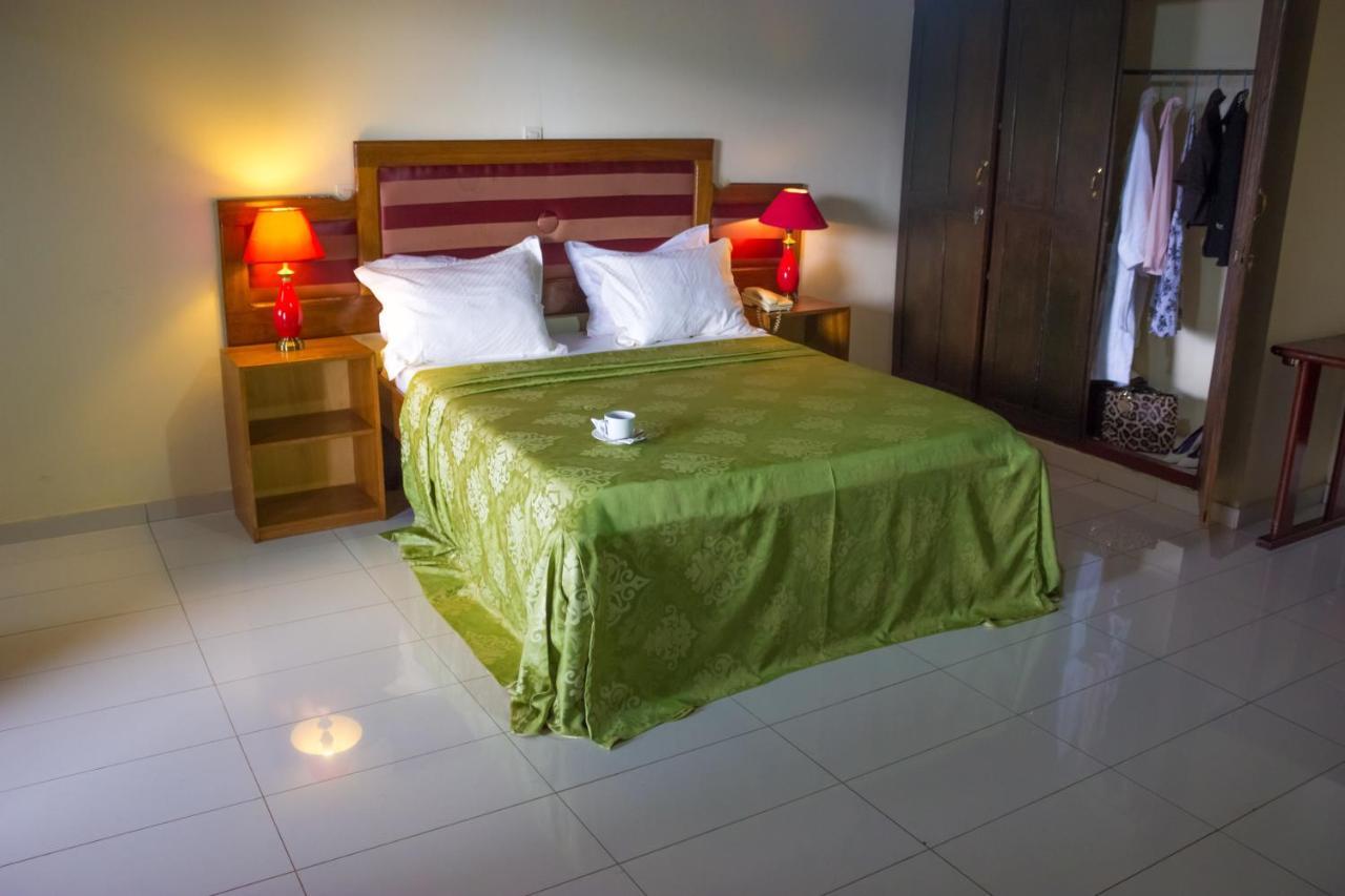 Hotel Azur Yaoundé Eksteriør billede